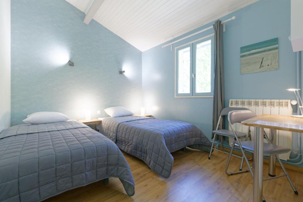 Chambre D'Hotes De Charme A La Maison Bleue Savignac-Mona Ngoại thất bức ảnh