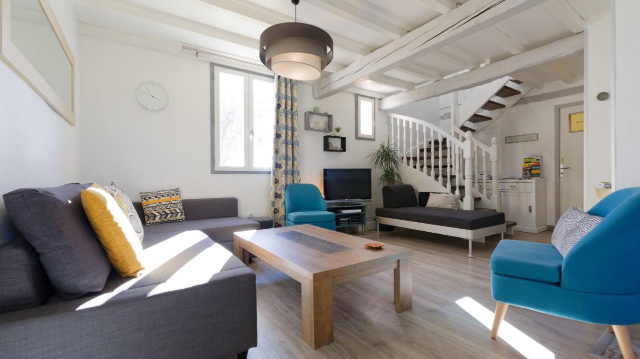 Chambre D'Hotes De Charme A La Maison Bleue Savignac-Mona Ngoại thất bức ảnh